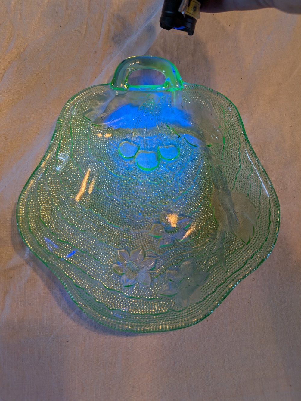 2/80$ Vintage Green uranium Glass Decorative Trinket Dish